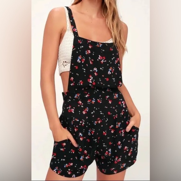 Free People Sweet in the Streets Black Floral Overall Shorts Size Large - Picture 2 of 8